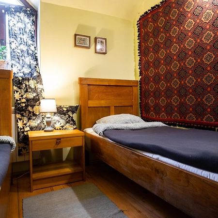 Modryna Ranczo Bed and Breakfast Krasiczyn Exteriör bild