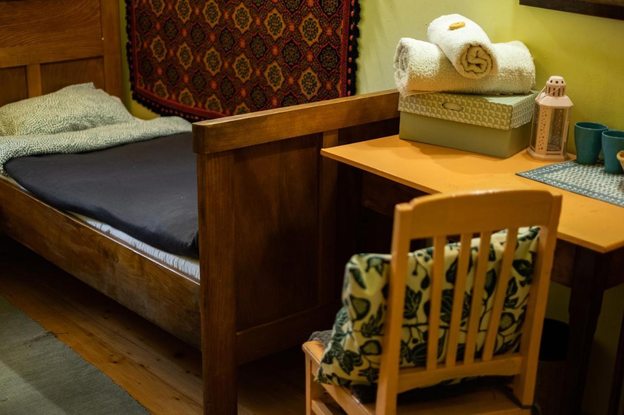 Modryna Ranczo Bed and Breakfast Krasiczyn Exteriör bild