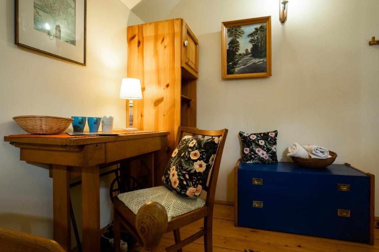Modryna Ranczo Bed and Breakfast Krasiczyn Exteriör bild