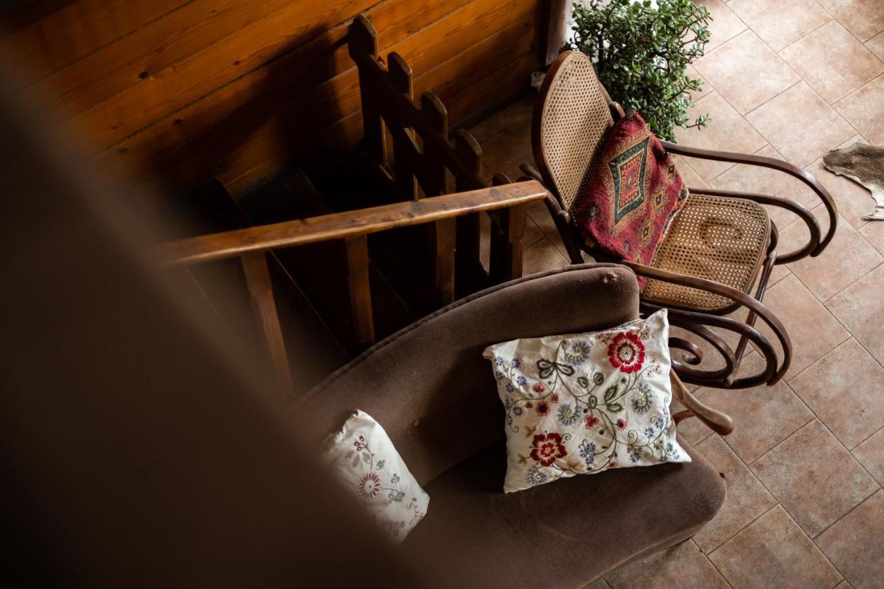 Modryna Ranczo Bed and Breakfast Krasiczyn Exteriör bild