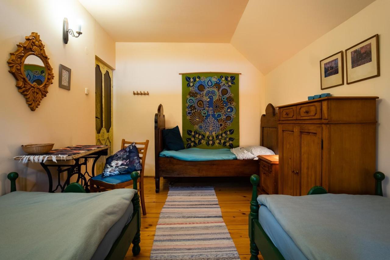 Modryna Ranczo Bed and Breakfast Krasiczyn Exteriör bild