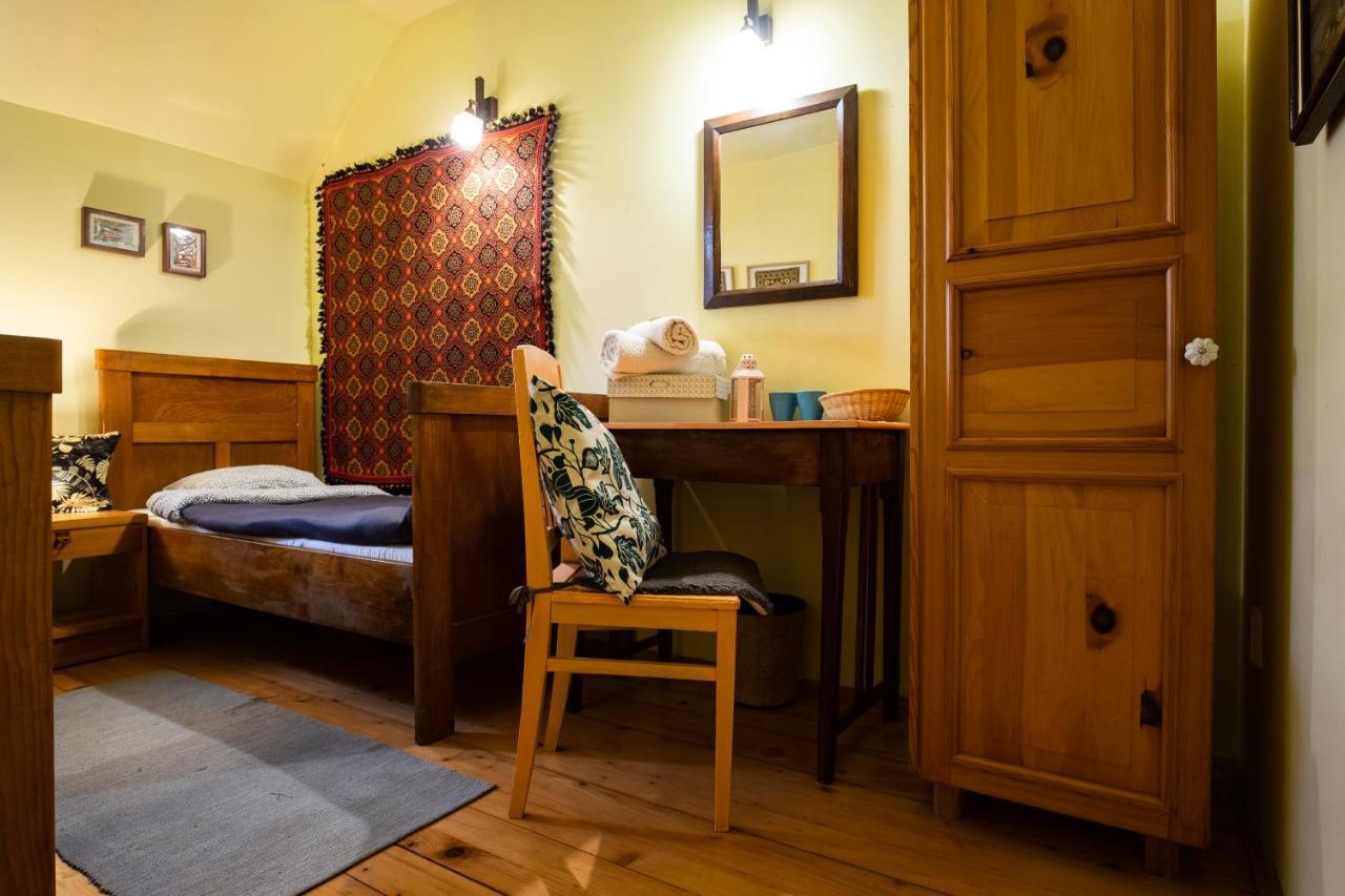 Modryna Ranczo Bed and Breakfast Krasiczyn Exteriör bild